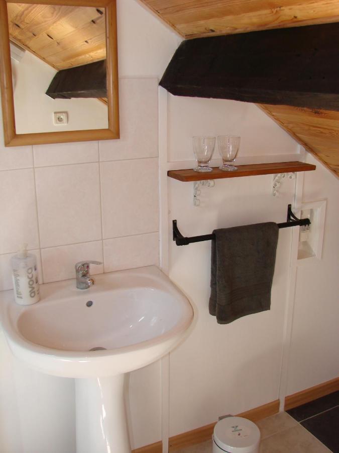 La Blanche Roche Bed & Breakfast Sourdeval Ngoại thất bức ảnh