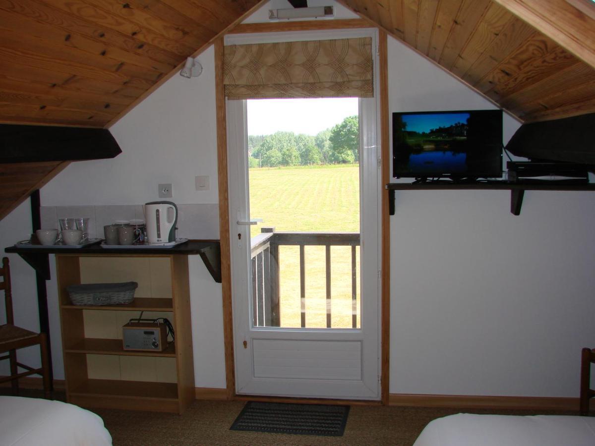 La Blanche Roche Bed & Breakfast Sourdeval Ngoại thất bức ảnh